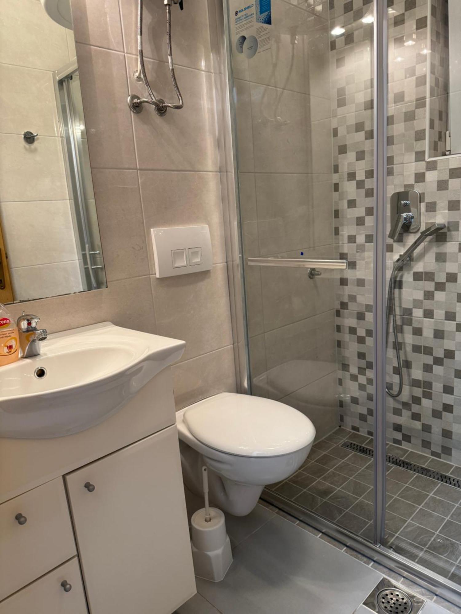House 100M From The Beach With Free Parking And Breakfast Baška Voda Exterior foto