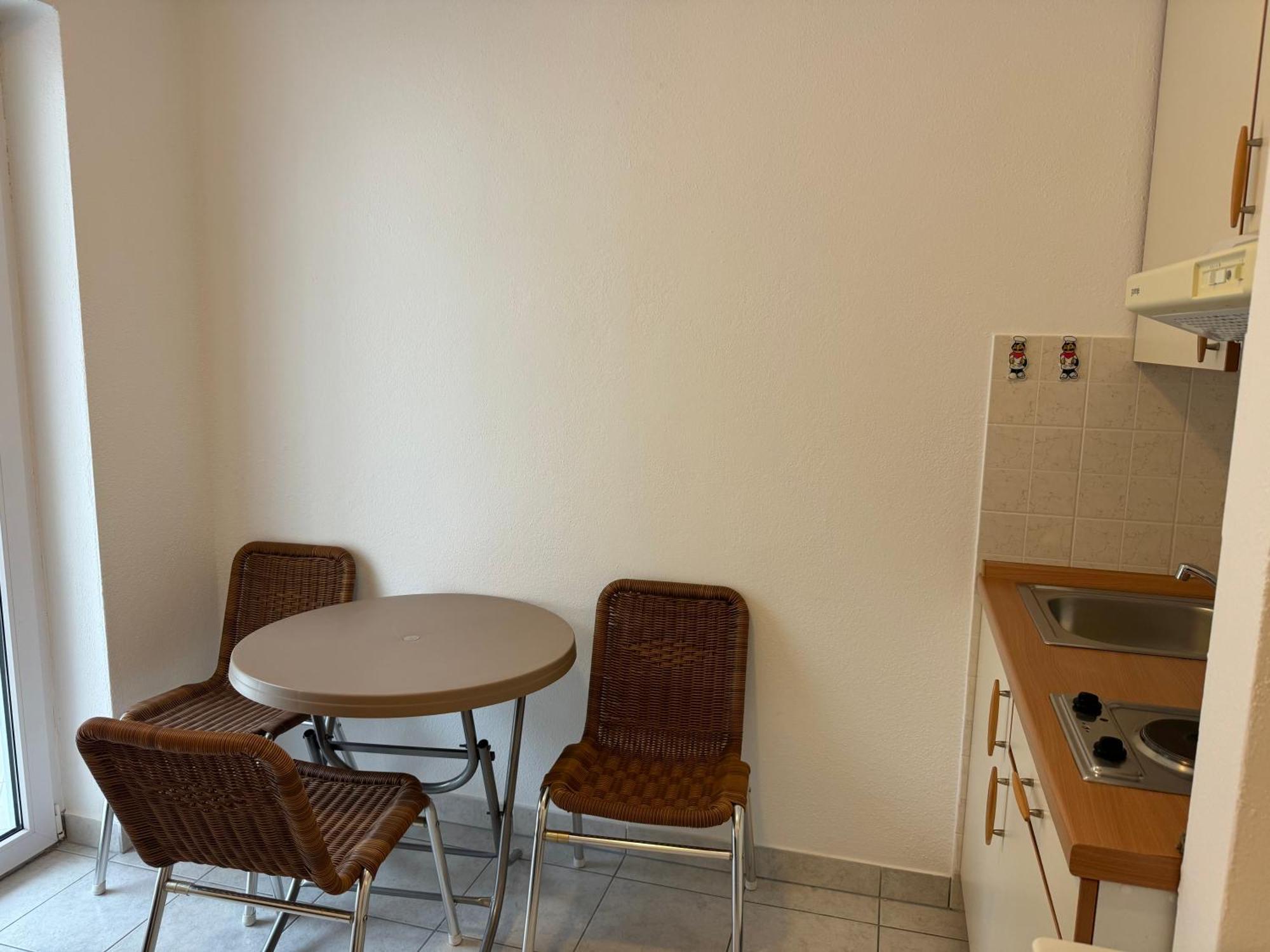 House 100M From The Beach With Free Parking And Breakfast Baška Voda Exterior foto